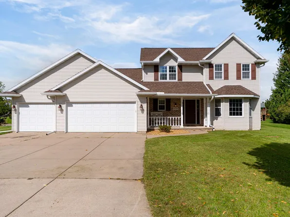 N2314 Cornhusk Dr, Greenville, WI 54942