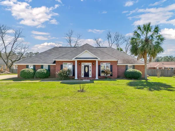 122 Barrondale Ct, Leesburg, GA 31763