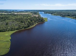 795 Pine Hill Rd, Westport, MA 02790