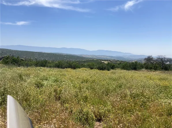 26 Sable Dr #E, Hemet, CA 92544