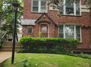 7558 York Dr, Clayton, MO 63105