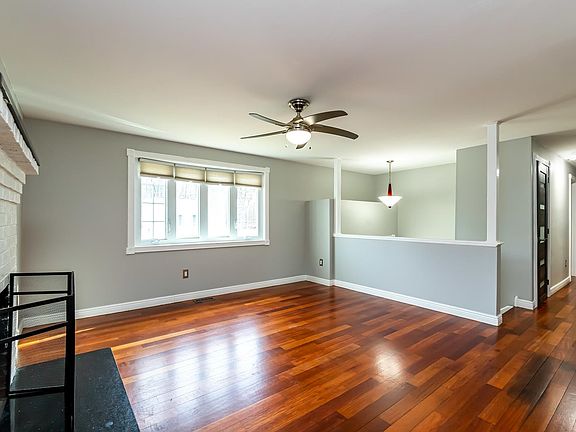 4th image of 28 Holbrook Drive