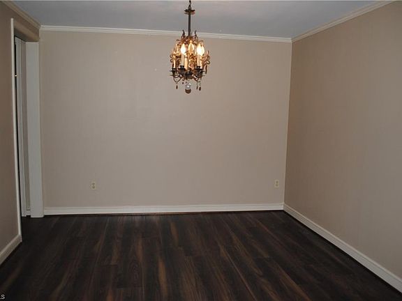 5th image of 5009 D Lawndale Dr