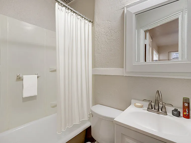 Palisade Apartments — Photo 5