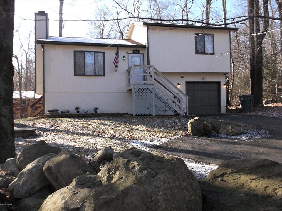 1st image of 9864 Deerwood Dr