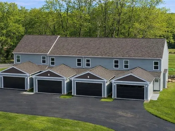 3 Trinity Way, Johnston, RI 02919