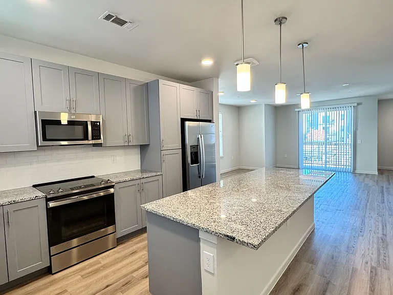 2102 Legacy Dr #TCR — Photo 32