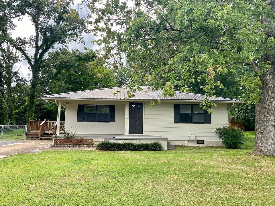 1st image of 92 Tanforan Dr