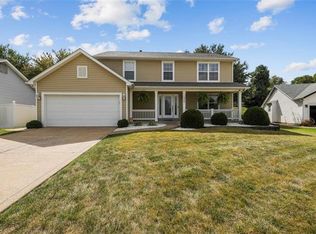 1526 Saddlegate Ct, Florissant, MO 63033