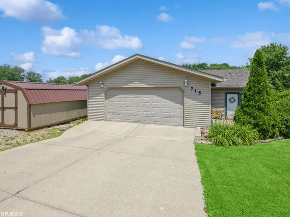 715 Pennsylvania Ave, La Porte, IN 46350