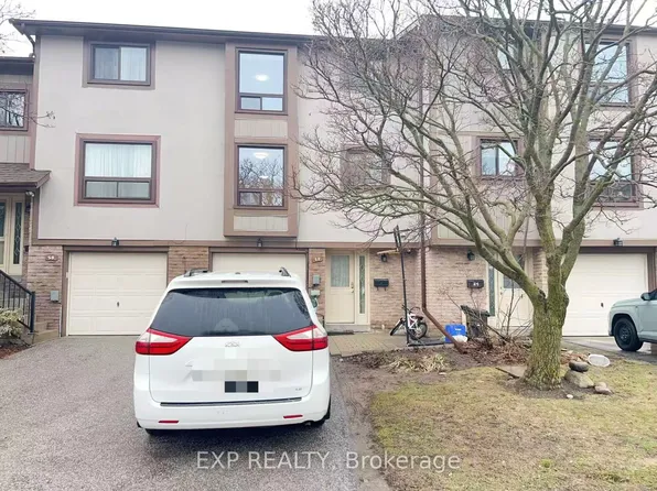 24 Fundy Bay Blvd #52, Toronto, ON M1W 3A4