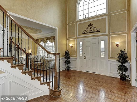 2nd image of 2227 Greencedar Dr