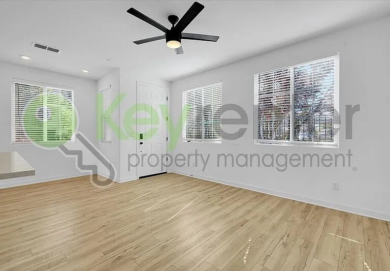 5301 E Commerce Way #44104 — Photo 5