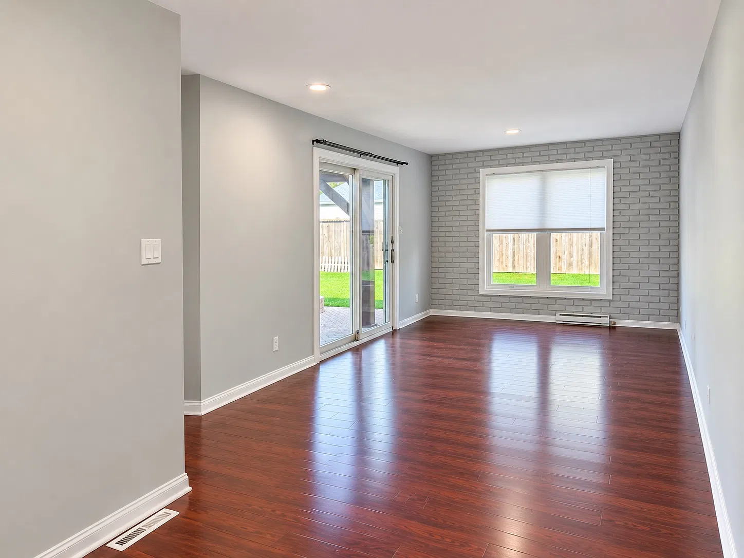 3 bed, 1552 sqft, $3,150 — Photo 4