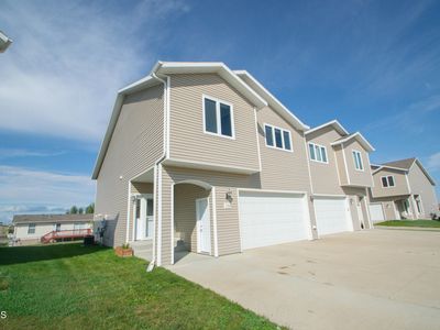 1730 Calgary Loop, Bismarck, ND, 58503