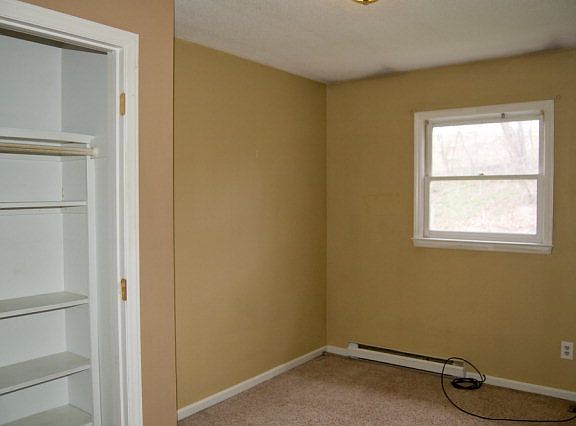 5th image of 238 Benfield Dr