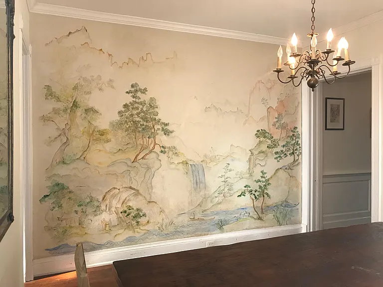 Handpainted dining room mural
