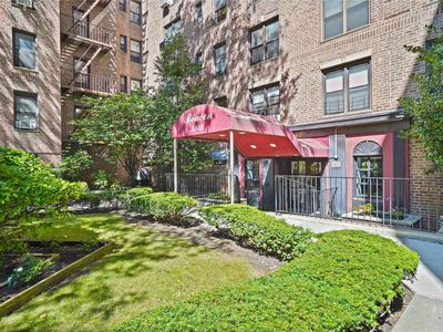 83-05 98th Street #1M, Woodhaven, NY, 11421