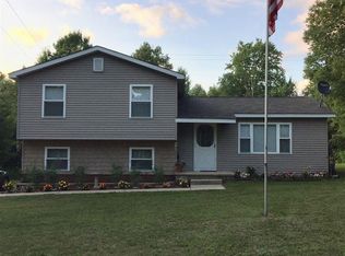 4861 E 12 1/2 Rd, Manton, MI 49663