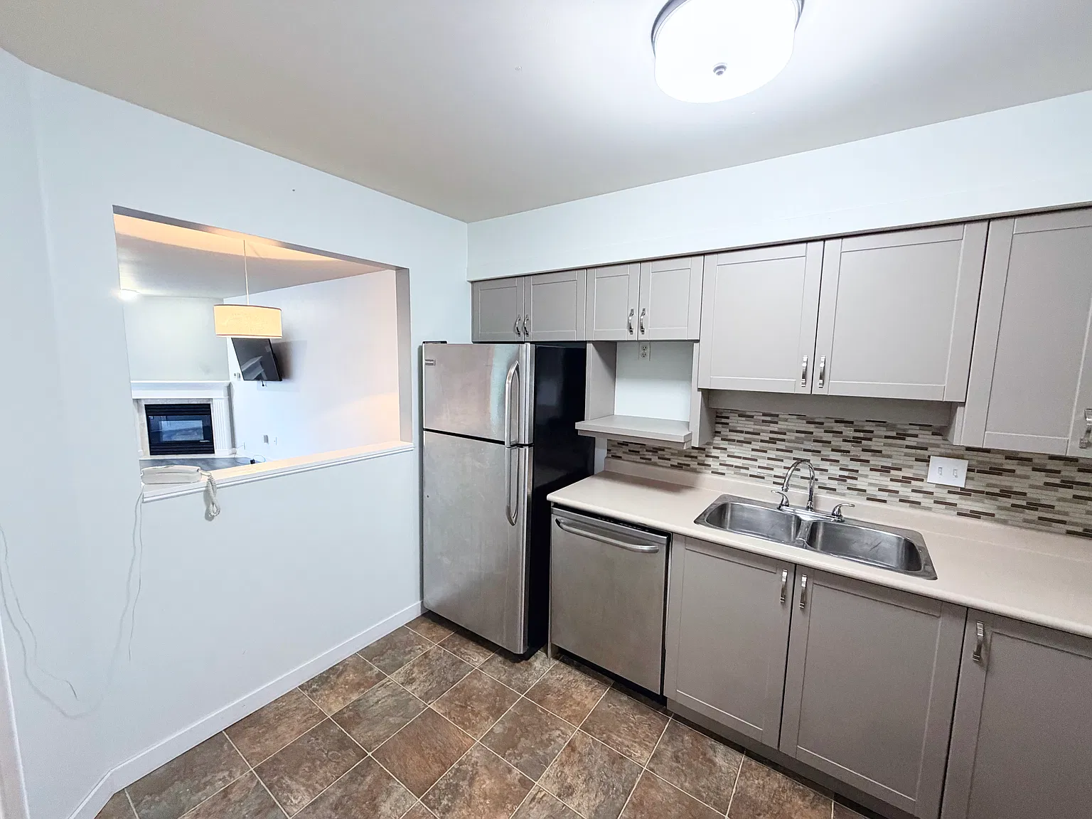 1 bed, 733 sqft, $1,450 — Photo 4