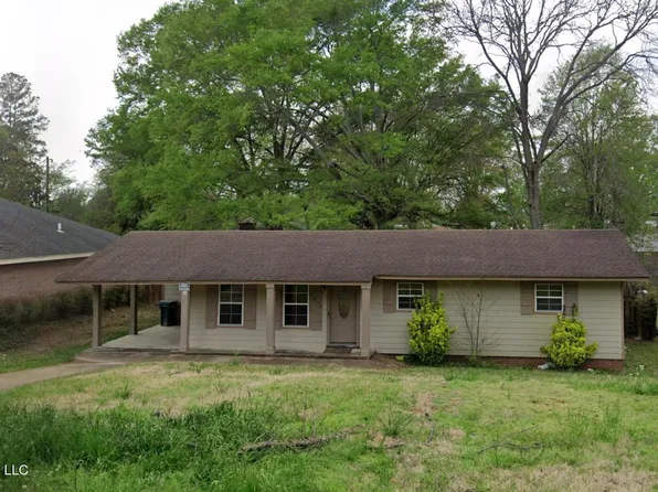 1815 Woodlawn Ave, Yazoo City, MS 39194
