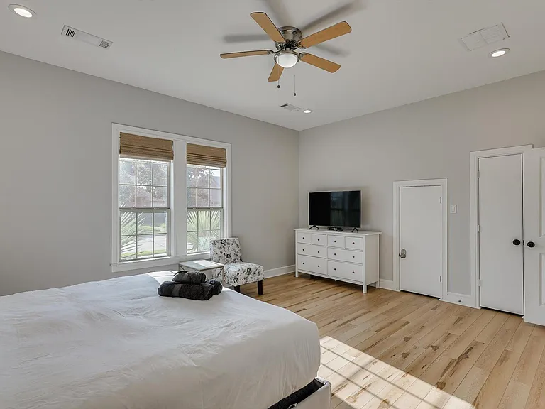 4713 Highgate Ln — Photo 18