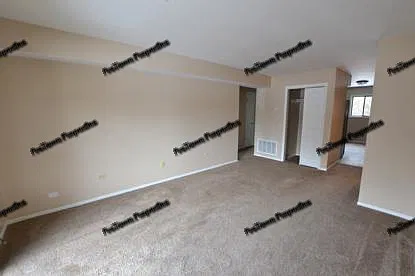 2 bed, 1.5 bath, 950 sqft, $1,445 — Photo 3