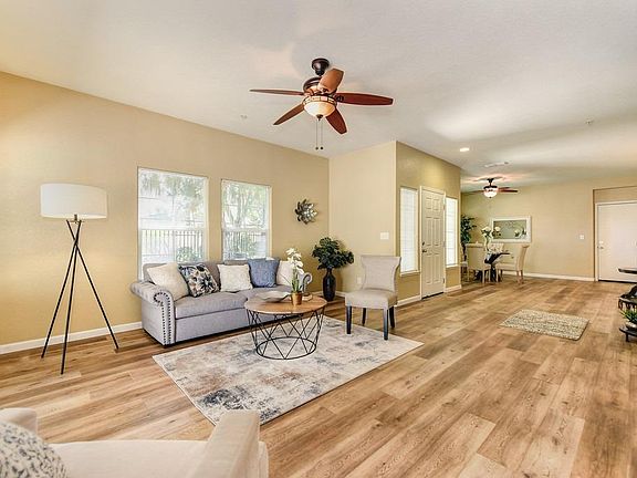 5th image of 3301 N Park Dr Unit 1016