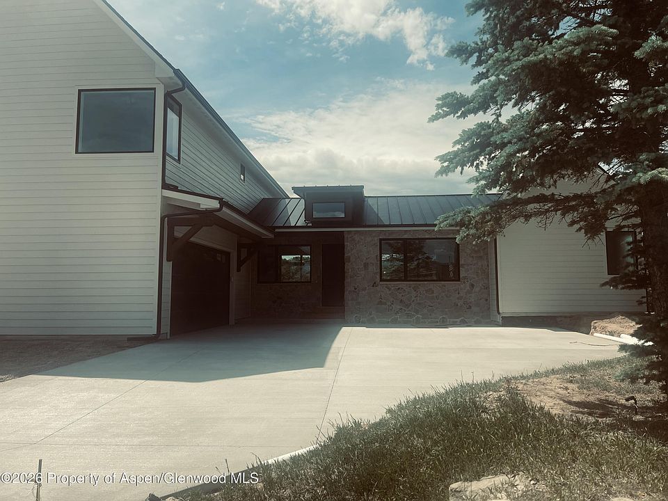 1st image of 1310 Rifle Heights Dr