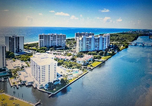 2 bed, 1412 sqft, $8,750 — Photo 2