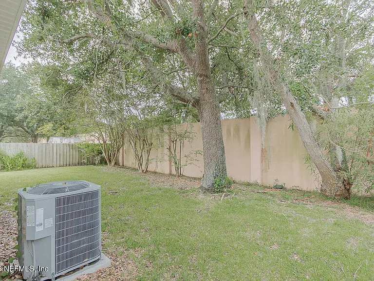 684 Sid Dr — Photo 42