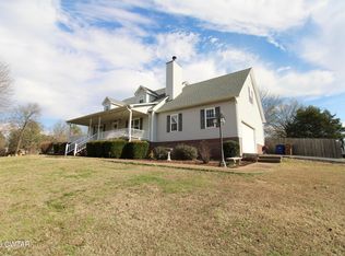 285 Meadow Brook Cir, Lexington, TN 38351