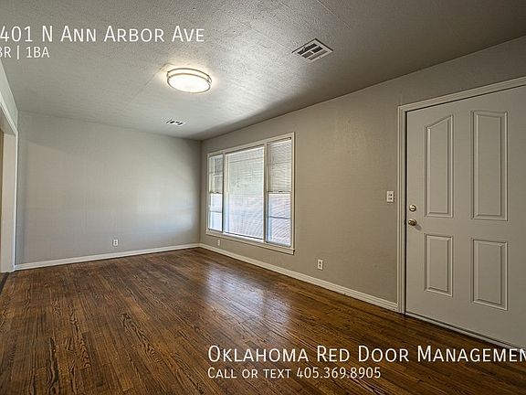 3rd image of 4401 N Ann Arbor Ave
