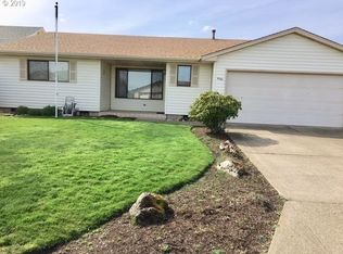 2101 Lilac Way, Woodburn, OR 97071