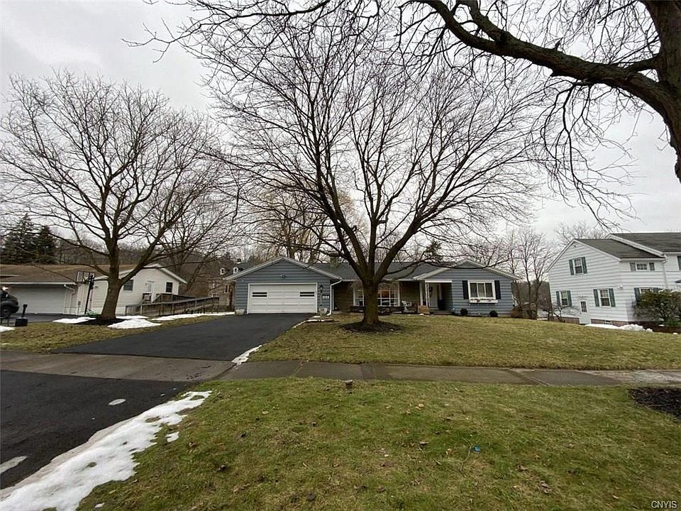 1st image of 103 Bradford Pkwy