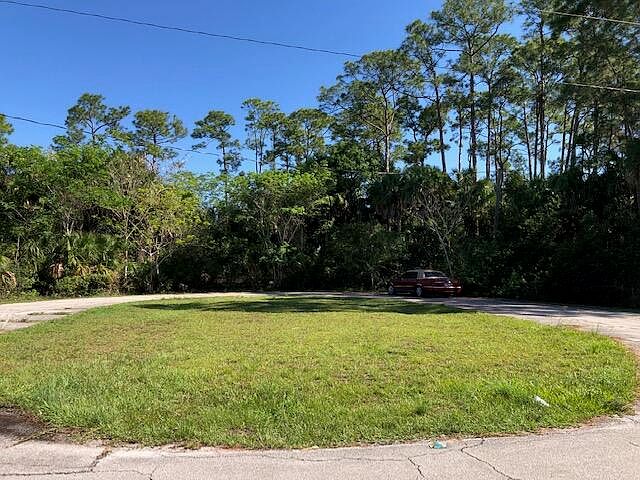 2nd image of 2102 SW Ranch Circle