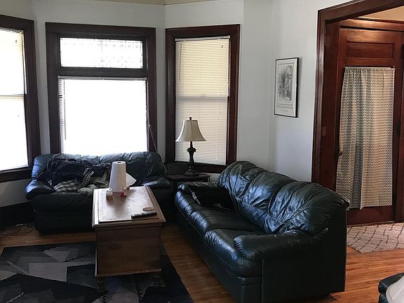 4th image of 2600 Emerson Ave S