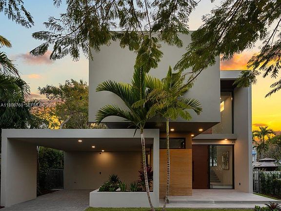 4th image of 234 SW 22nd Rd