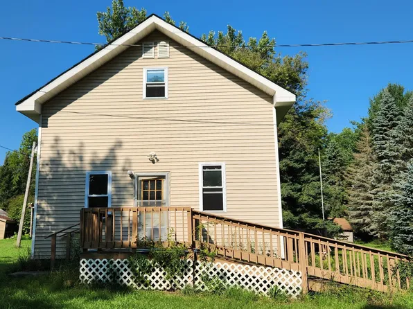 6029 N Raymond Rd, Luther, MI 49656