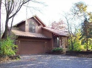 5N903 Weber Dr, St Charles, IL