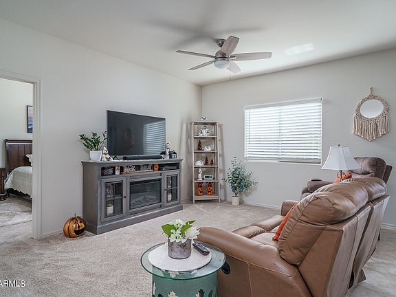 2nd image of 25905 W CAT BALUE Drive