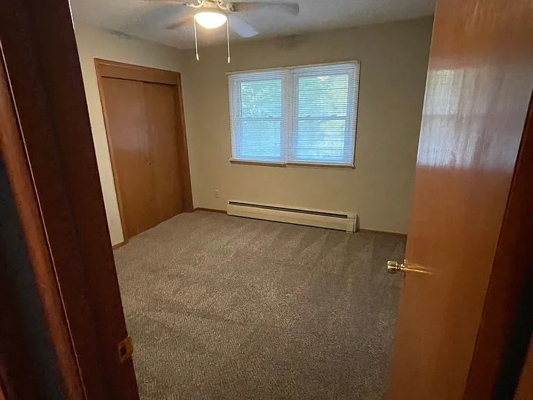 432 Tonawanda Dr — Photo 9