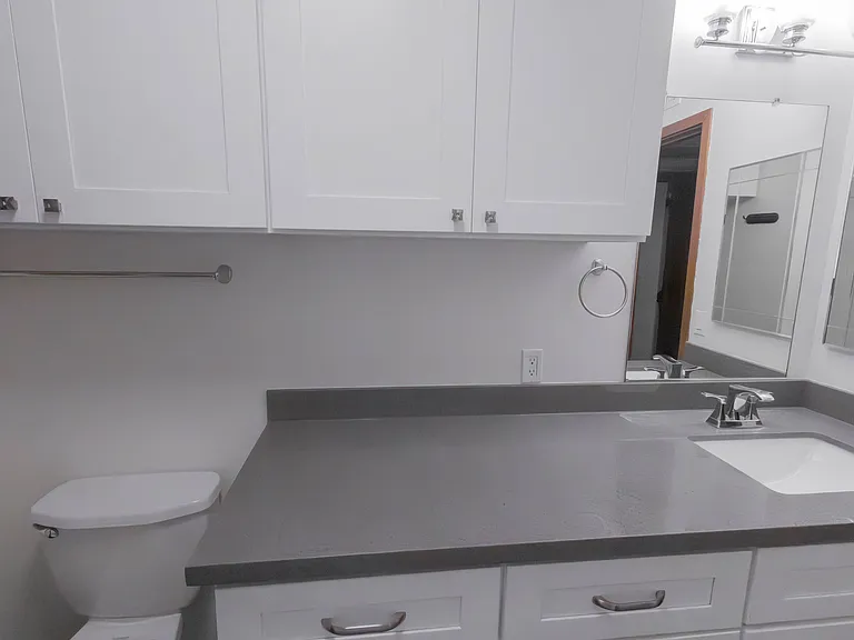 207 3rd St #320 — Photo 23