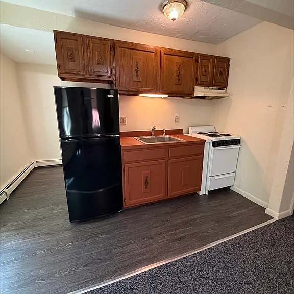 8 Exchange Ct #2 — Photo 1