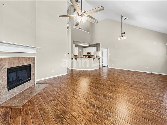 5th image of 708 Devontree Ct