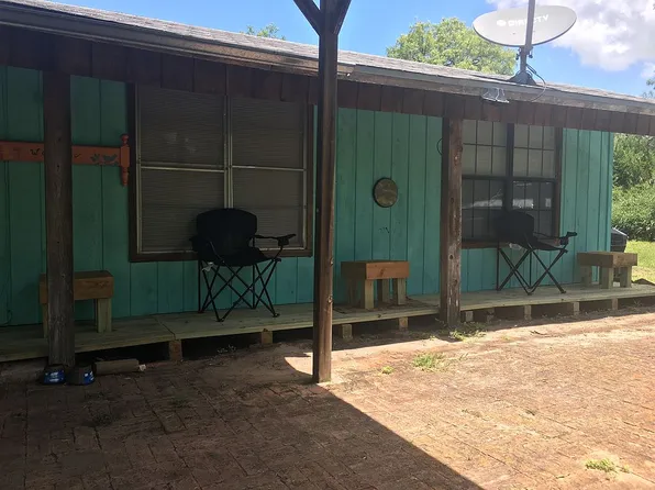 49 Bayview Dr, Mathis, TX 78368