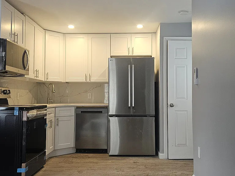 169 Mansion St #3 — Photo 2