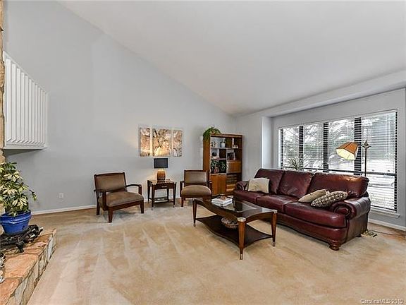 4th image of 8119 Mattingridge Dr