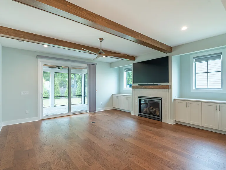 8249 Winding Creek Cir — Photo 30