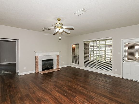 4th image of 14411 Pelican Marsh Dr
